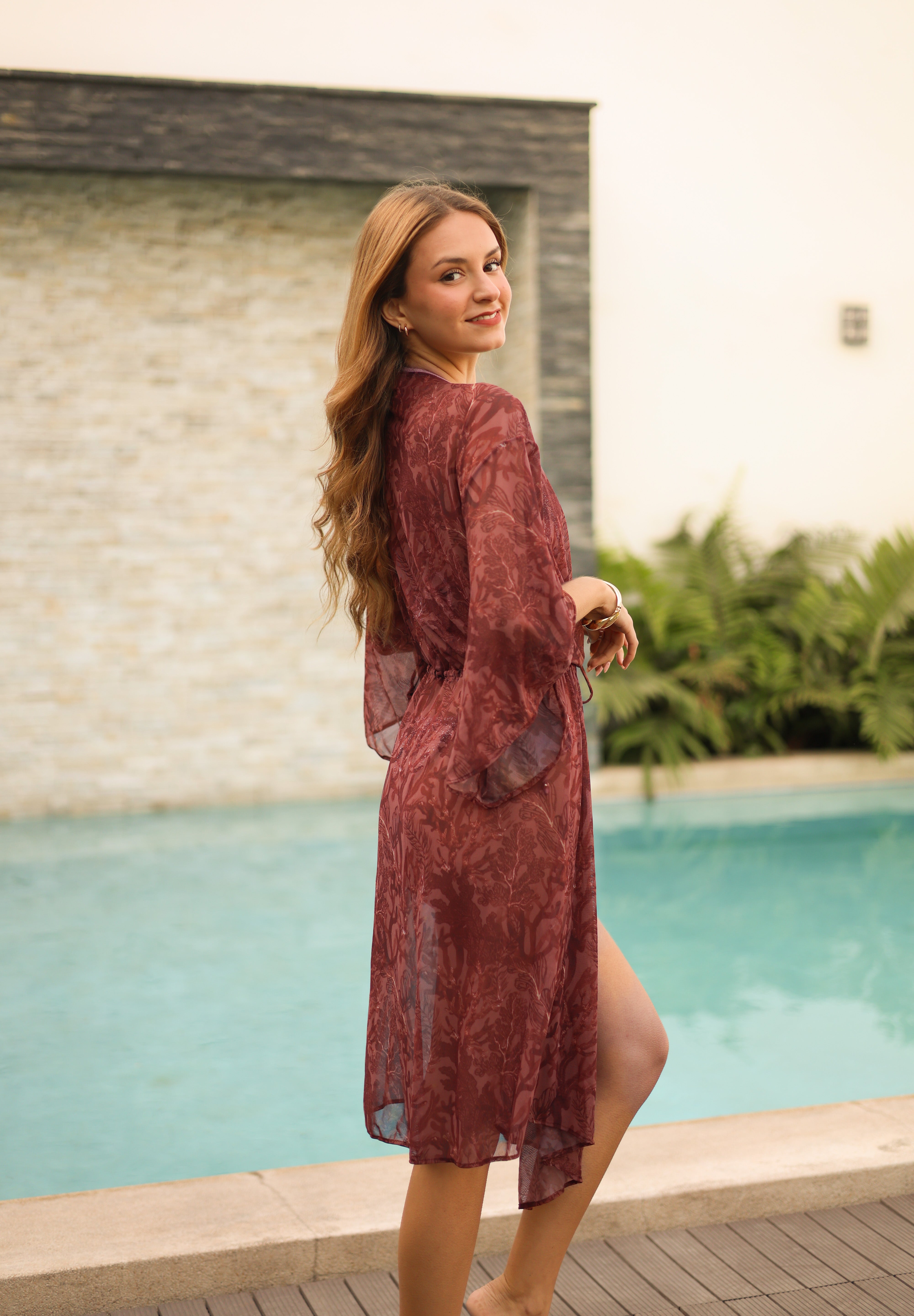 AURELIA CORAL COVER