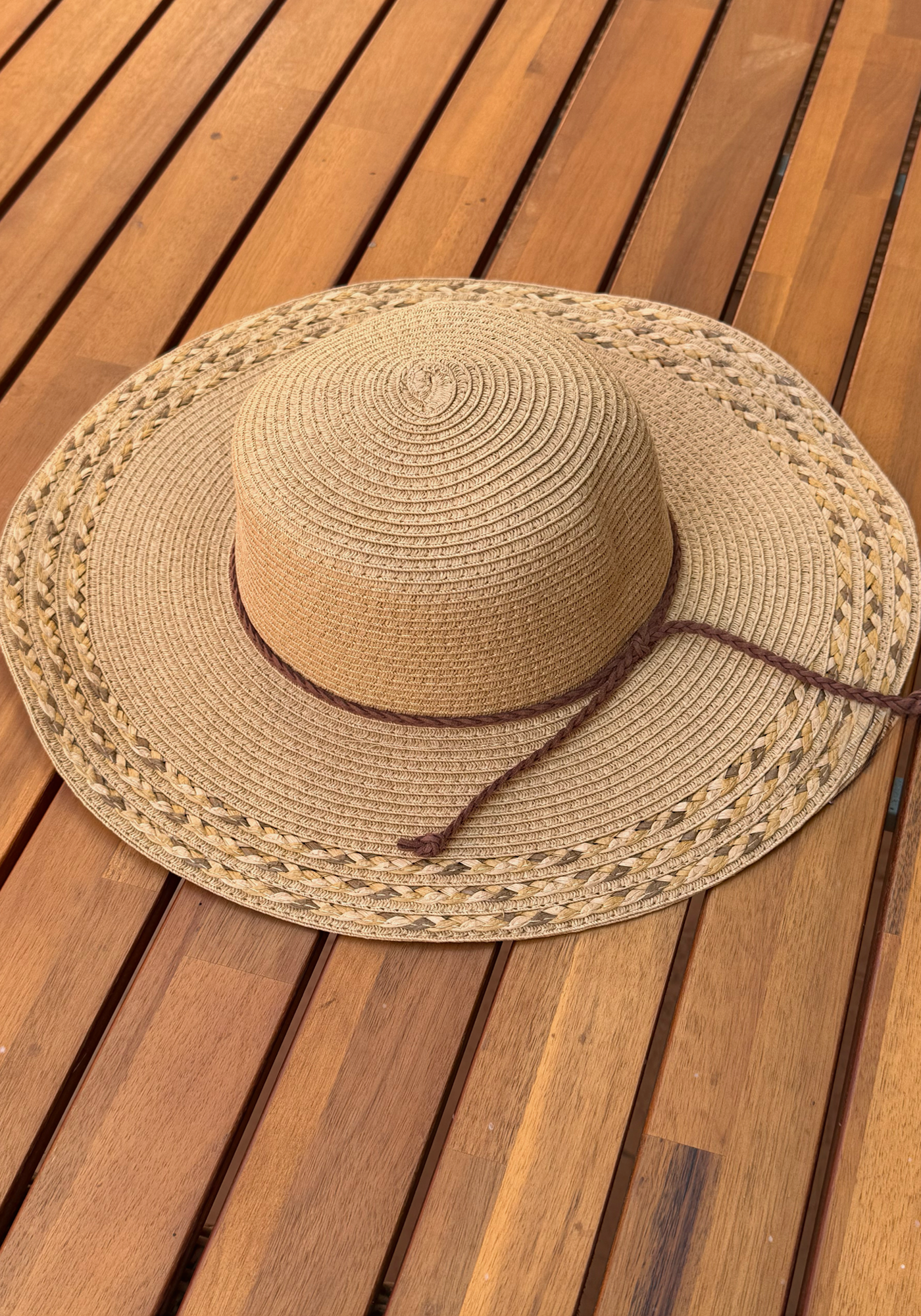 Noa Hat